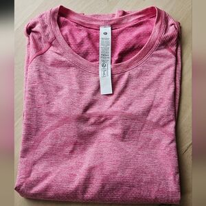 Lululemon Woman's Pink Athletic Shirt